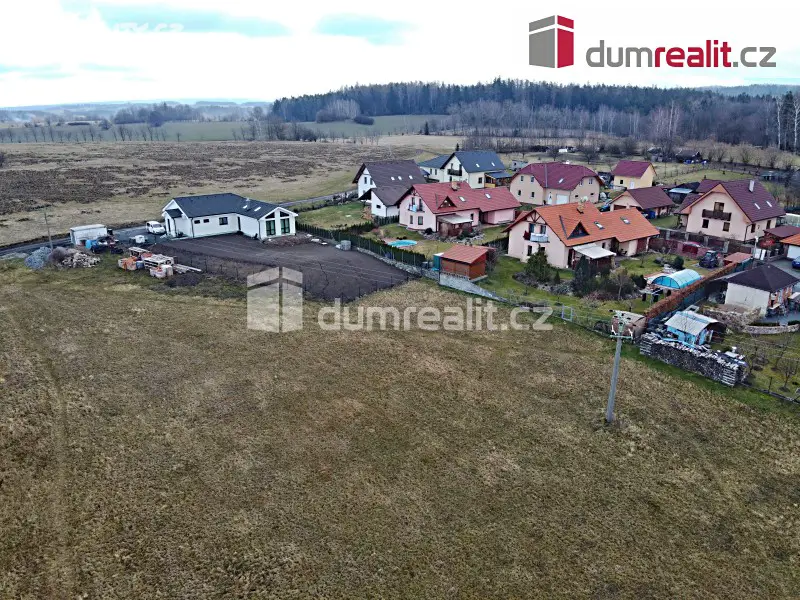 Prodej  stavebního pozemku 1 507 m², Včelákov, okres Chrudim