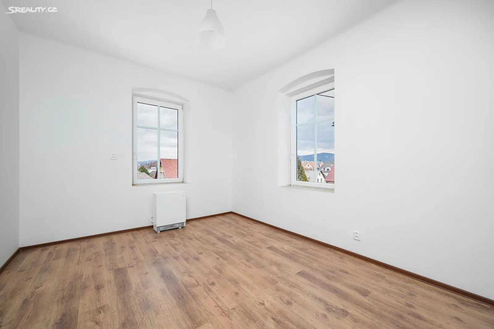 Pronájem bytu 1+1 28 m², Kobrova, Liberec - Liberec VII-Horní Růžodol