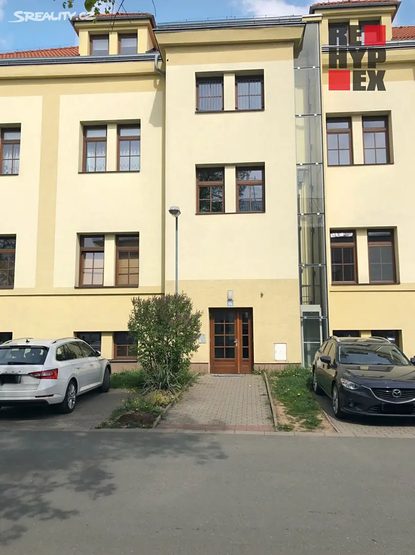 Pronájem bytu 1+1 40 m², Neplachova, Opatovice nad Labem