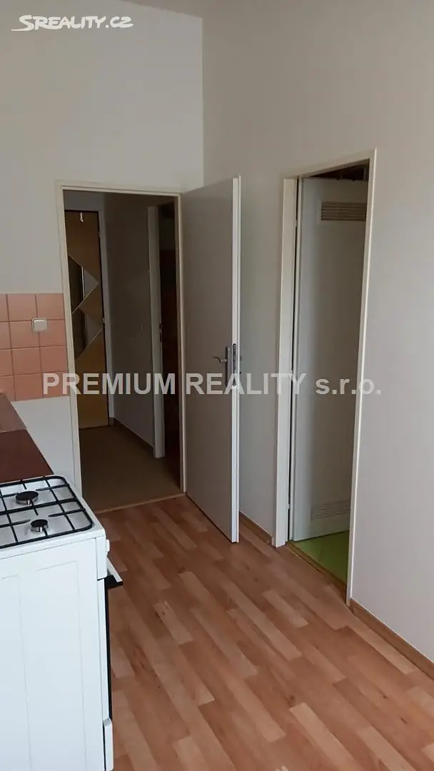 Pronájem bytu 1+1 36 m², Erbenova, Praha 5 - Košíře