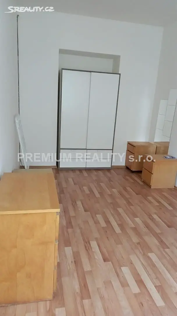 Pronájem bytu 1+1 36 m², Erbenova, Praha 5 - Košíře