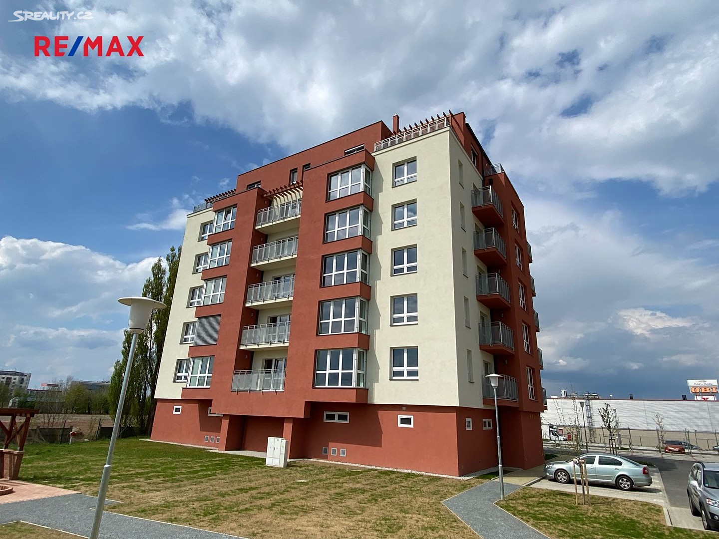 Pronájem bytu 1+kk 31 m², U Borských kasáren, Plzeň - Jižní Předměstí