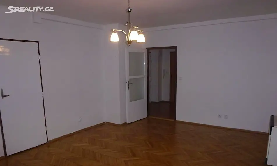 Pronájem bytu 1+kk 57 m², Praha 4 - Michle