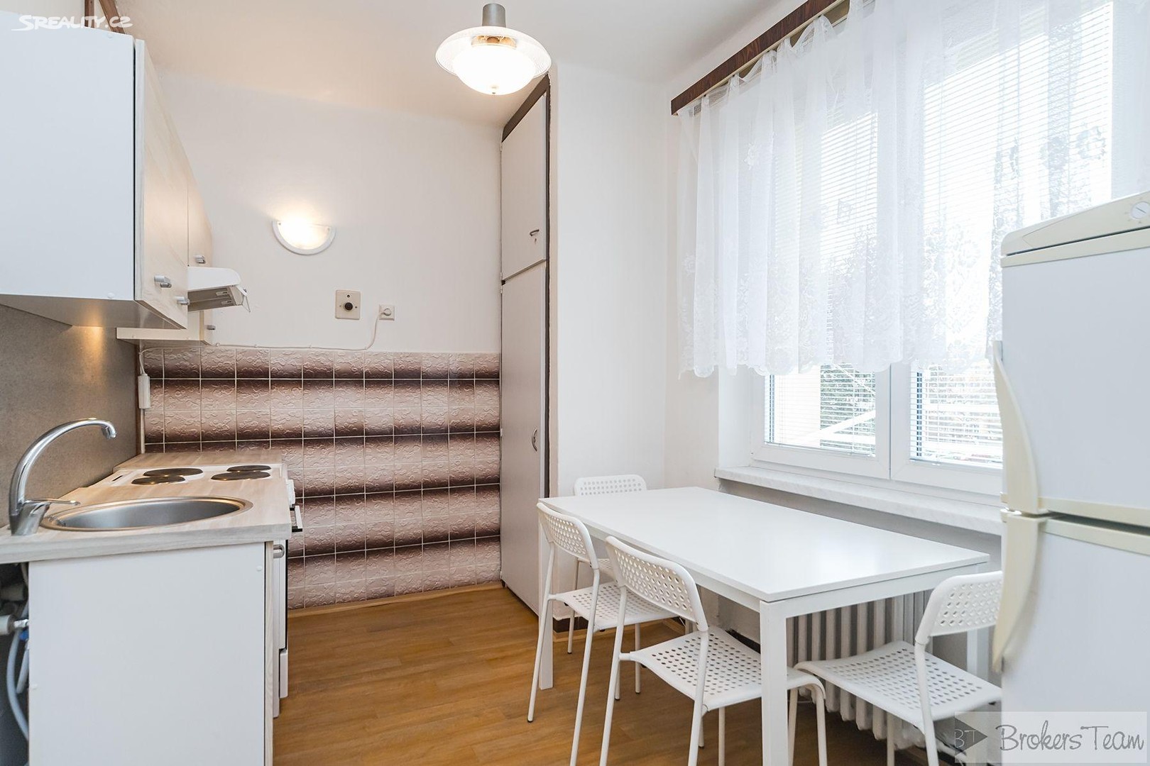 Pronájem bytu 2+1 53 m², Studentská, Mělník