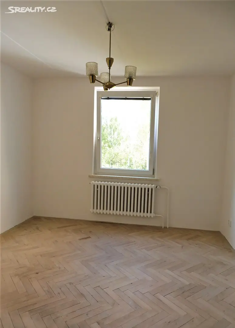 Pronájem bytu 2+1 65 m², Jarmily Glazarové, Olomouc - Hejčín