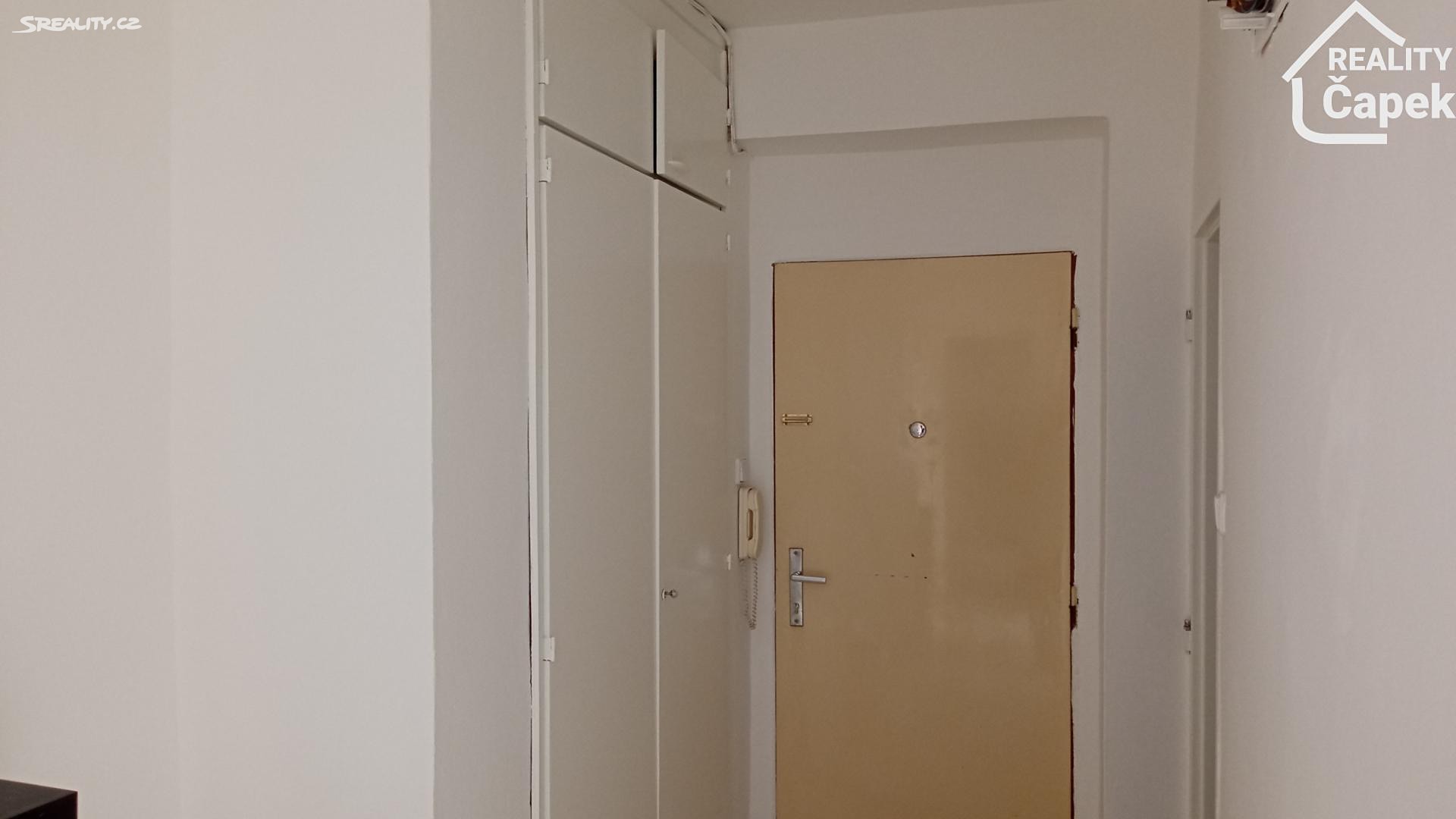 Pronájem bytu 2+1 70 m², Pelclova, Ostrava - Moravská Ostrava