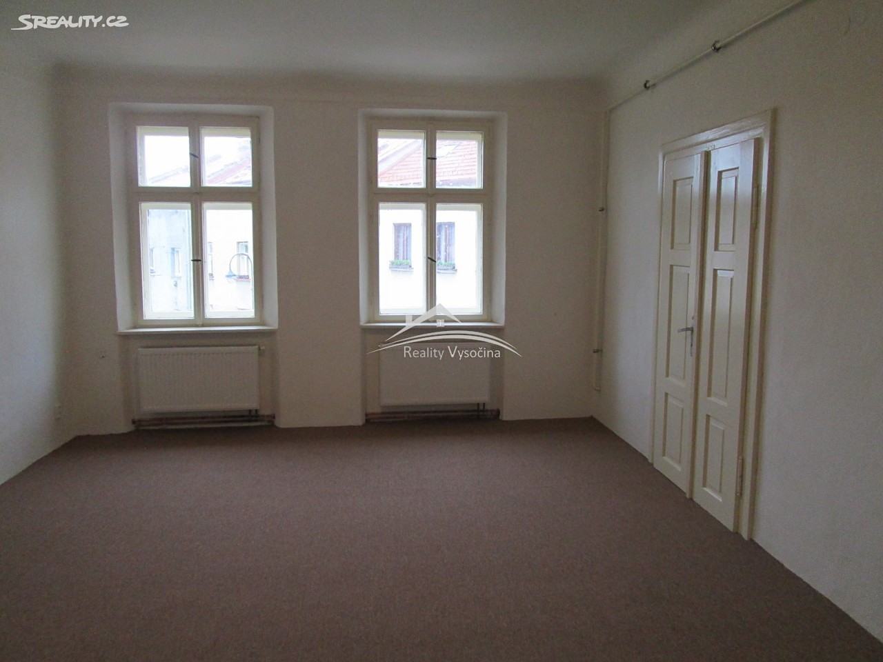 Pronájem bytu 2+1 75 m², Karlovo náměstí, Polná