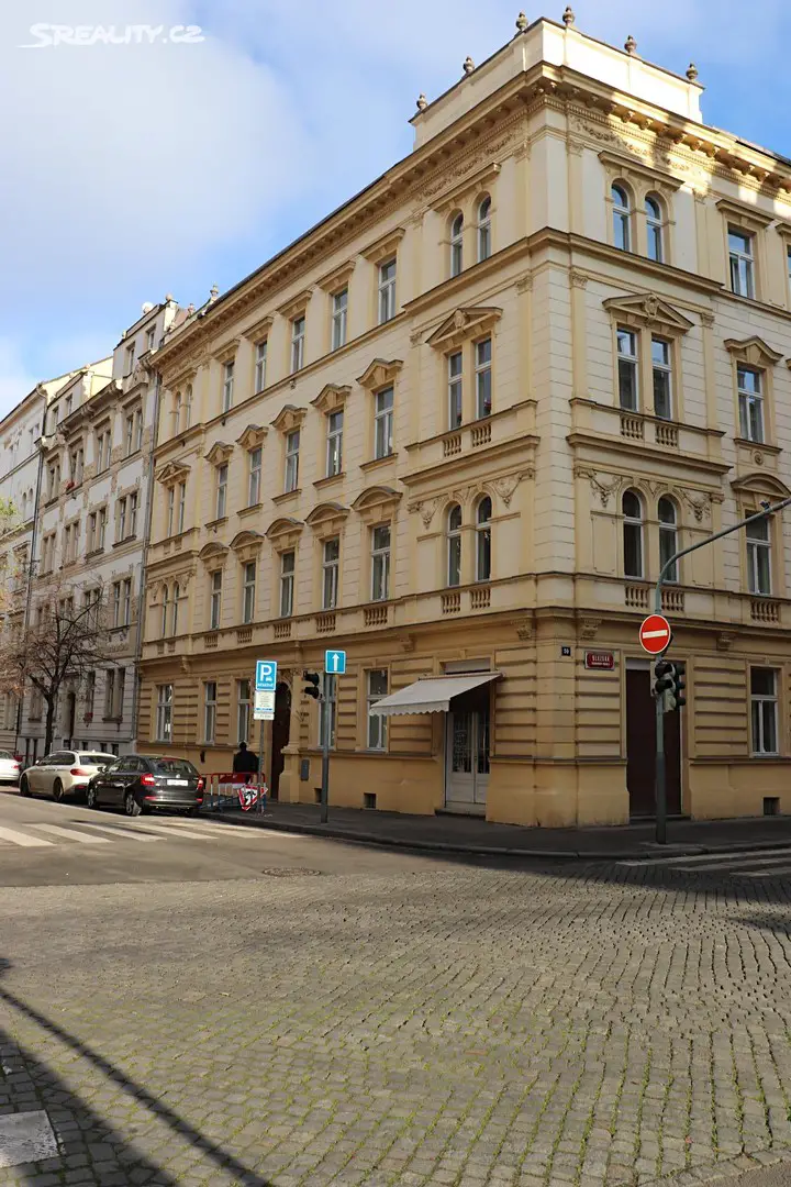 Pronájem bytu 2+1 85 m², Perunova, Praha 3 - Vinohrady