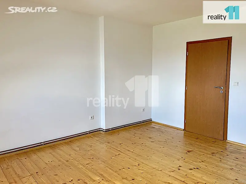 Pronájem bytu 2+kk 40 m², Západní, Karlovy Vary