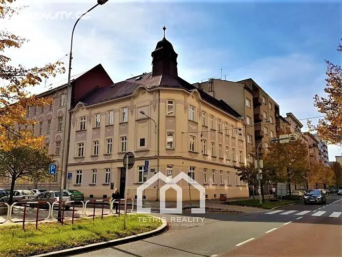 Pronájem bytu 2+kk 48 m², Husova, Ostrava - Moravská Ostrava