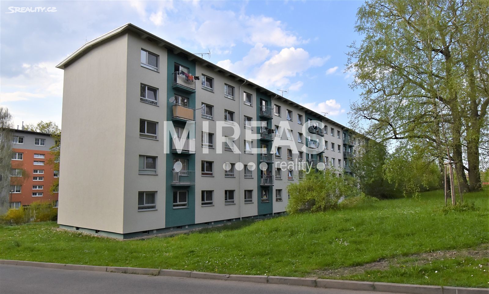 Pronájem bytu 3+kk 45 m², Braniborská, Milovice - Mladá