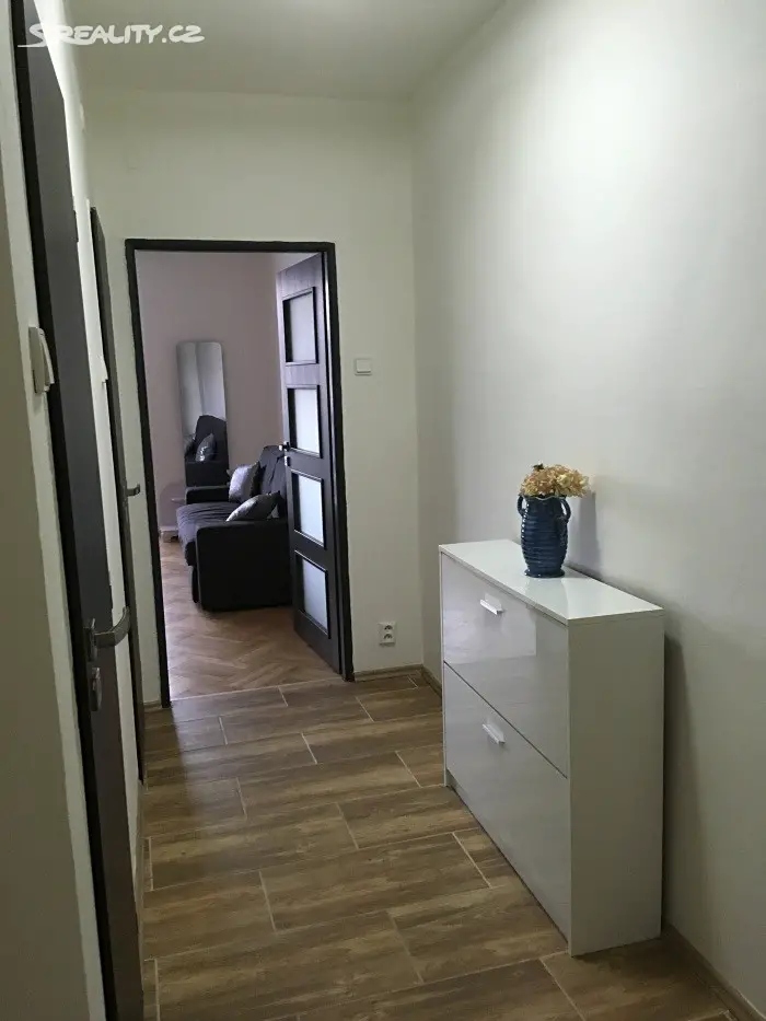 Pronájem bytu 3+kk 81 m², Pod vrstevnicí, Praha 4 - Krč