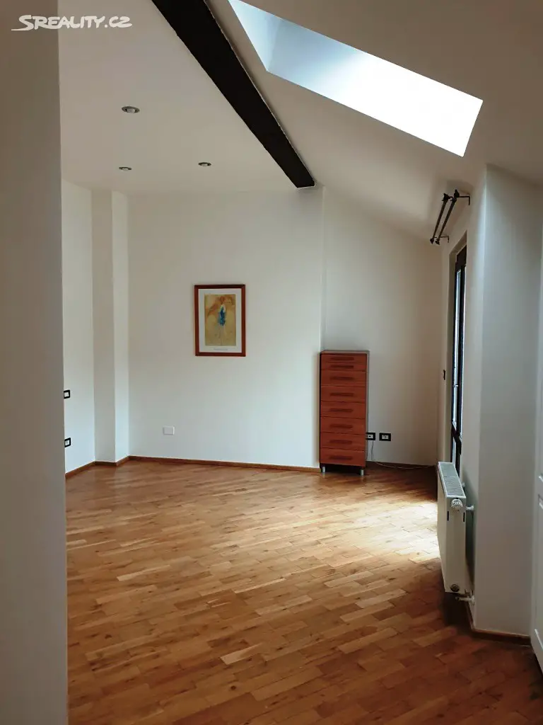 Pronájem bytu 3+kk 90 m² (Mezonet), Řeznická, Praha - Nové Město