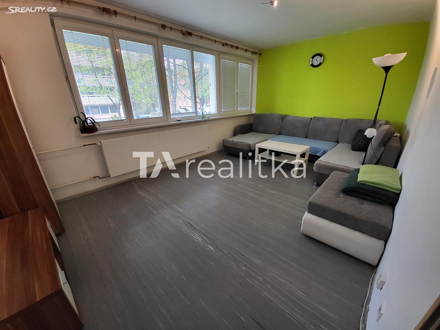 Prodej bytu 3+1 69 m², sídliště Pod lesem, Odry