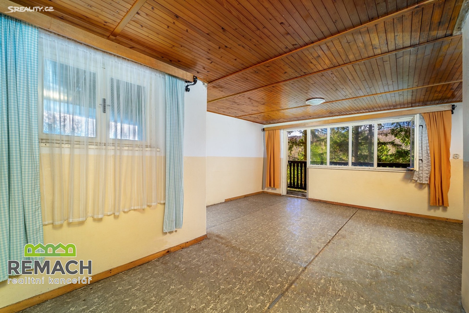 Prodej  chaty 52 m², pozemek 11 111 m², Hluk, okres Uherské Hradiště