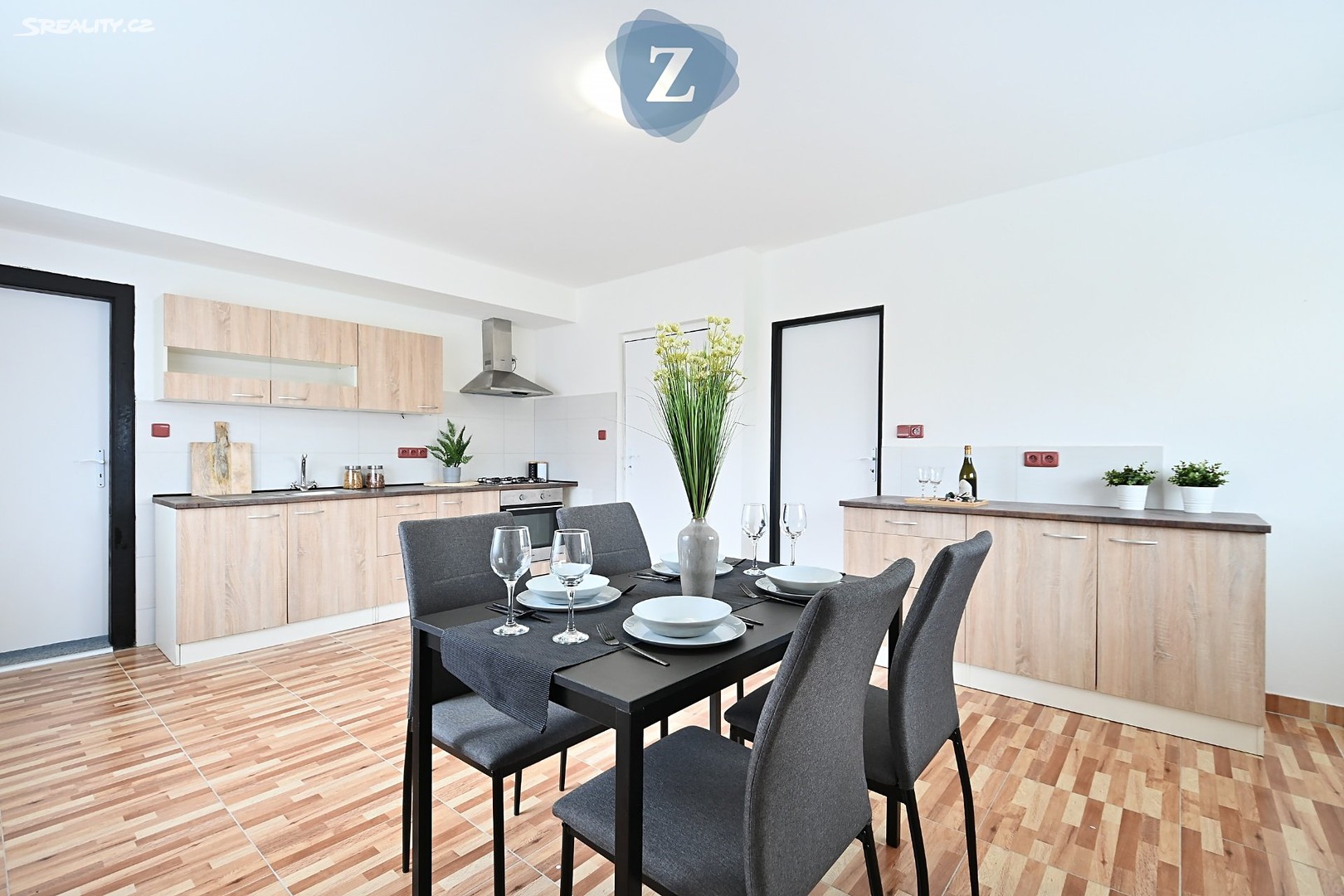 Prodej  rodinného domu 261 m², pozemek 892 m², Honezovice, okres Plzeň-jih