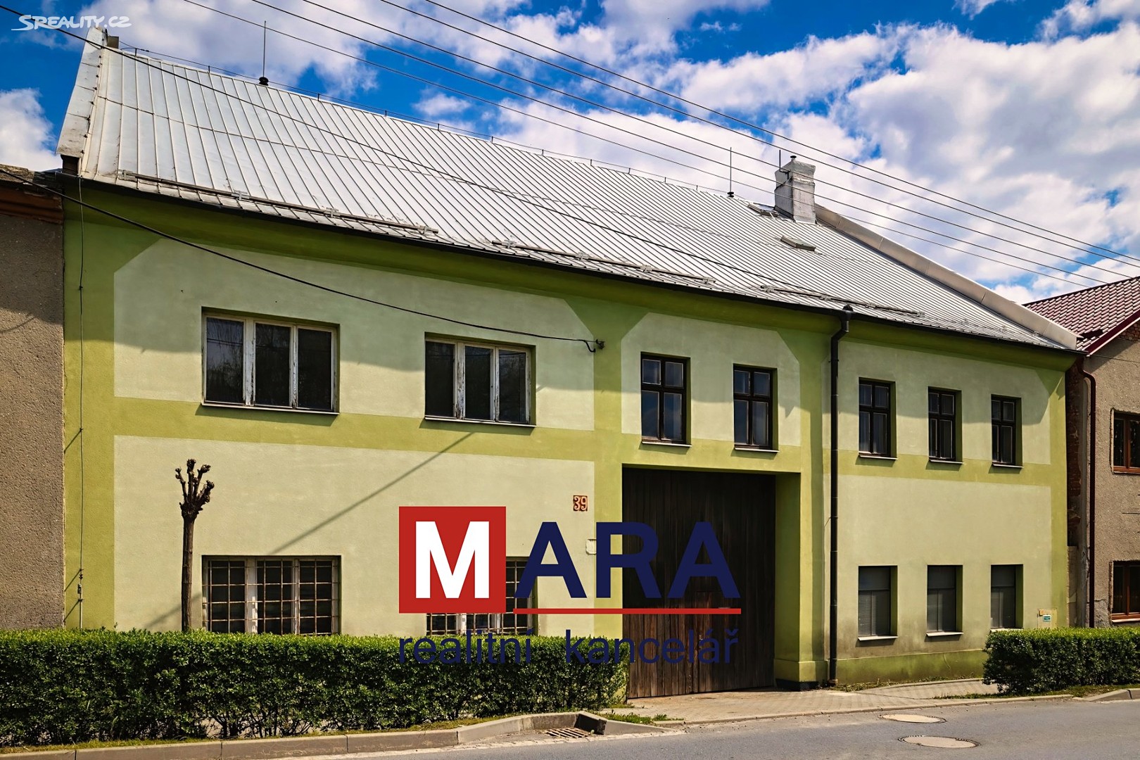 Prodej  rodinného domu 524 m², pozemek 1 684 m², Mladějovice, okres Olomouc
