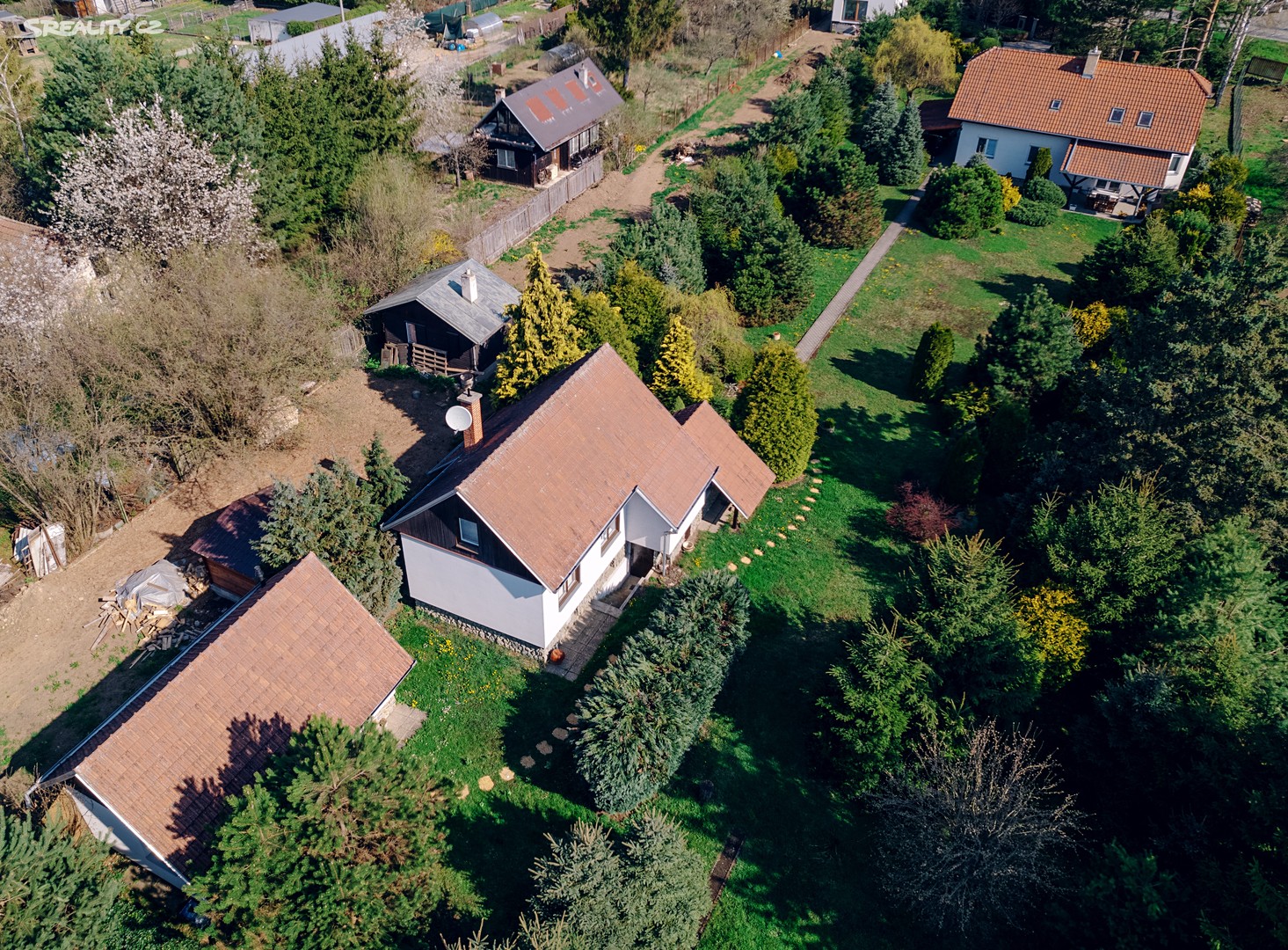 Prodej  rodinného domu 436 m², pozemek 3 768 m², Rosická, Tetčice