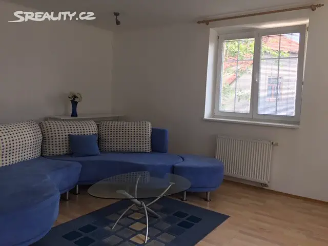 Pronájem bytu 2+1 80 m², Zdobnická, Praha - Kyje
