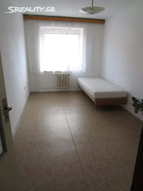 Pronájem bytu 2+kk 48 m², Hradec Králové, okres Hradec Králové