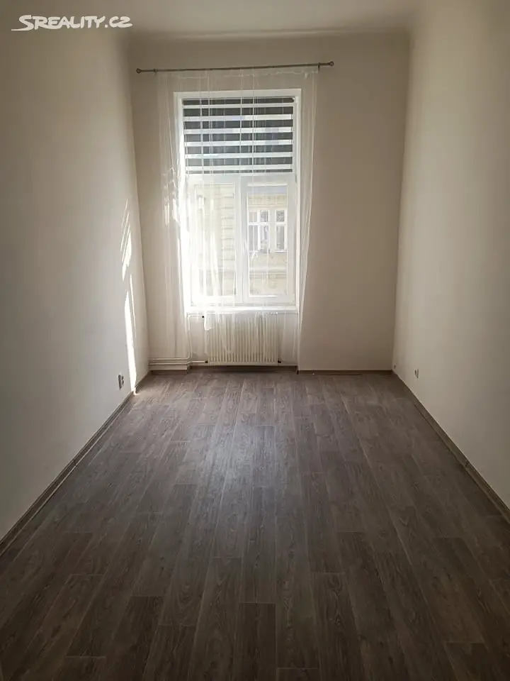 Pronájem bytu 3+1 88 m², Lidická, Opava - Předměstí