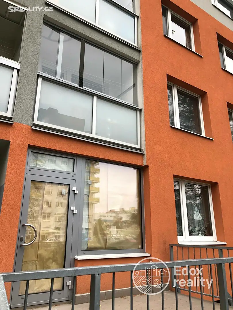 Pronájem bytu 3+kk 68 m², Veronské nám., Praha 10 - Horní Měcholupy