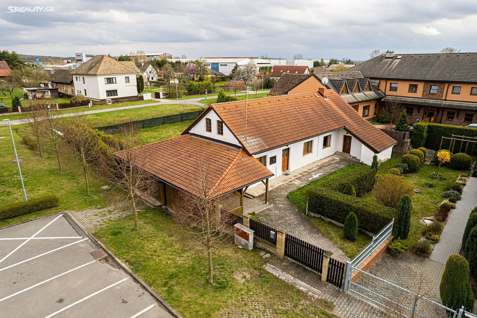 Prodej  rodinného domu 180 m², pozemek 861 m², Býšť, okres Pardubice