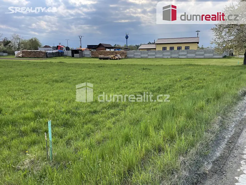 Prodej  stavebního pozemku 1 418 m², Bernartice, okres Benešov