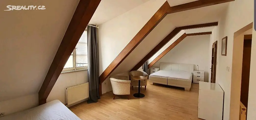 Pronájem bytu 1+1 40 m², Celetná, Praha 1 - Staré Město