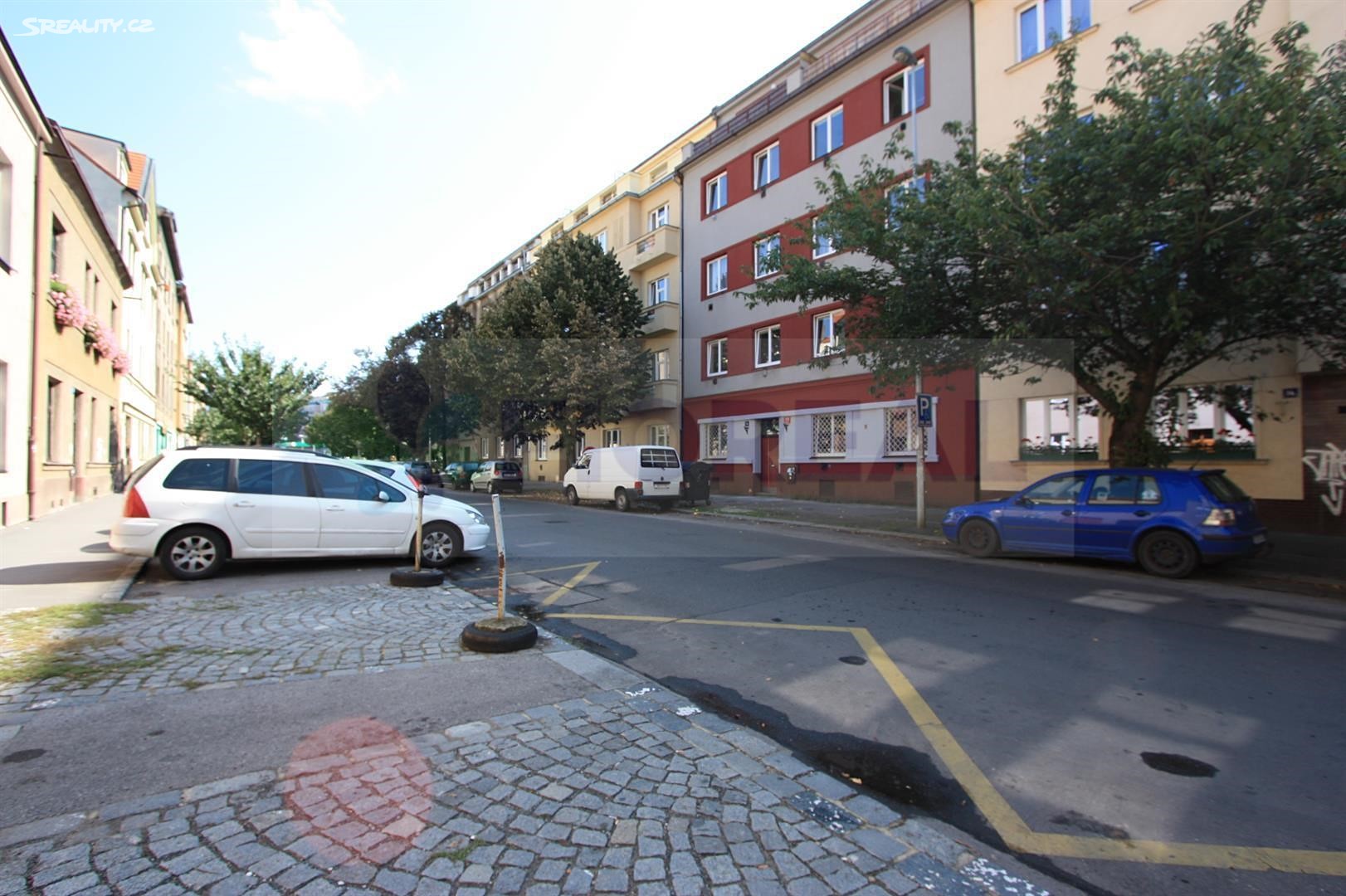 Pronájem bytu 1+1 43 m², Na hroudě, Praha 10 - Strašnice