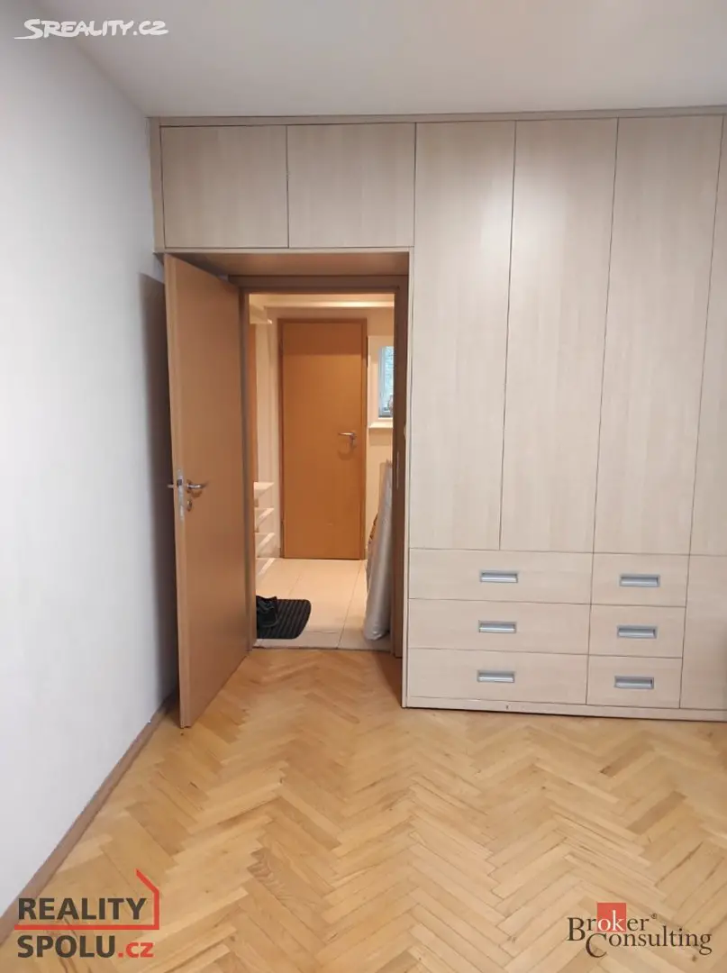 Pronájem bytu 3+1 73 m², Káranská, Praha 10 - Malešice