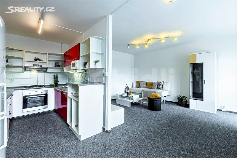 Prodej bytu 3+kk 83 m², Milánská, Praha 10 - Horní Měcholupy