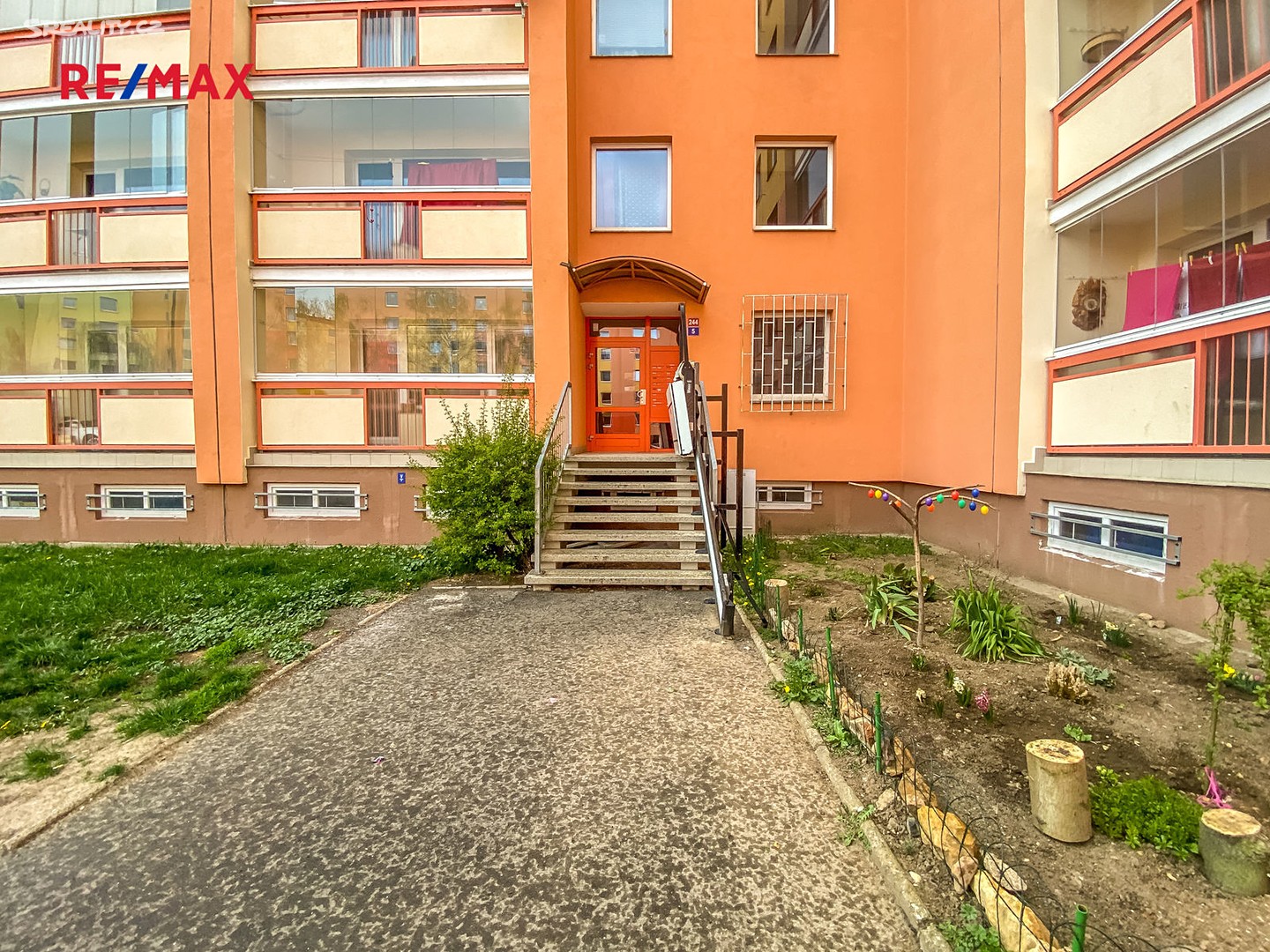 Prodej bytu 4+1 82 m², Pod Školou, Teplice - Prosetice