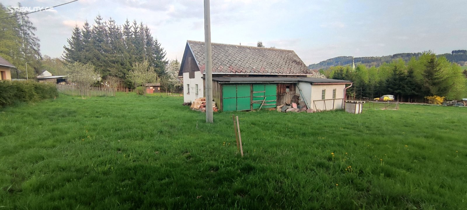 Prodej  stavebního pozemku 1 920 m², Horní Brusnice, okres Trutnov