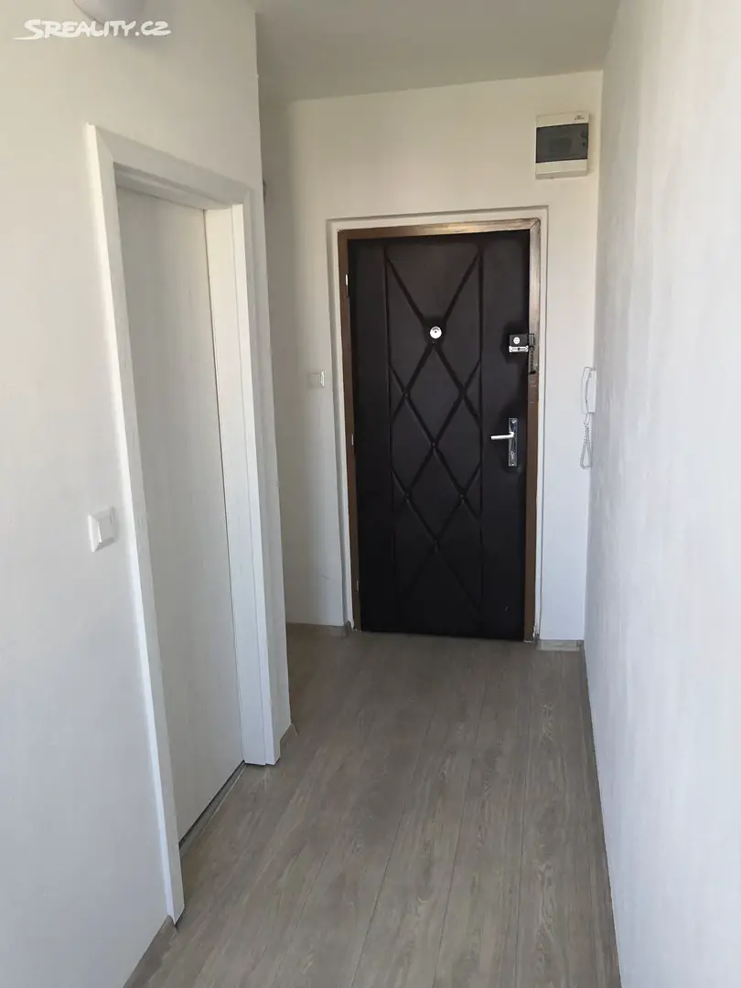 Pronájem bytu 1+1 37 m², Zeyerova, Opava - Kateřinky