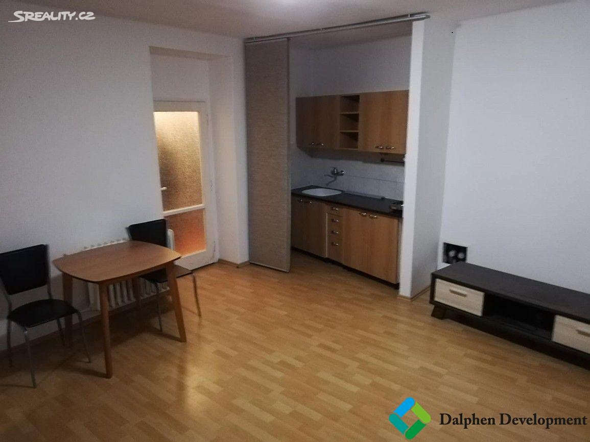 Pronájem bytu 1+kk 30 m², Porubská, Ostrava - Poruba