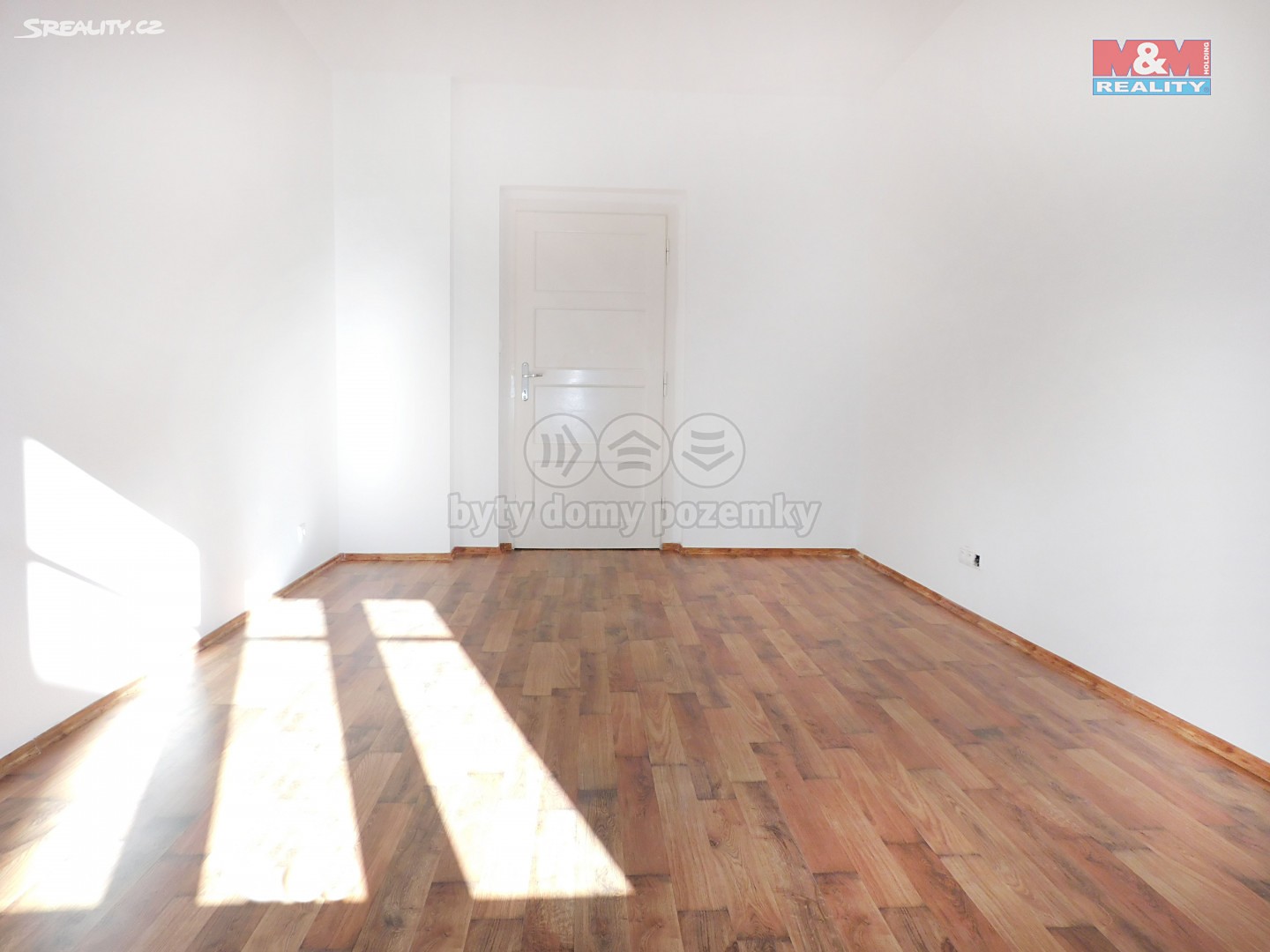 Pronájem bytu 2+1 70 m², Krymská, Karlovy Vary