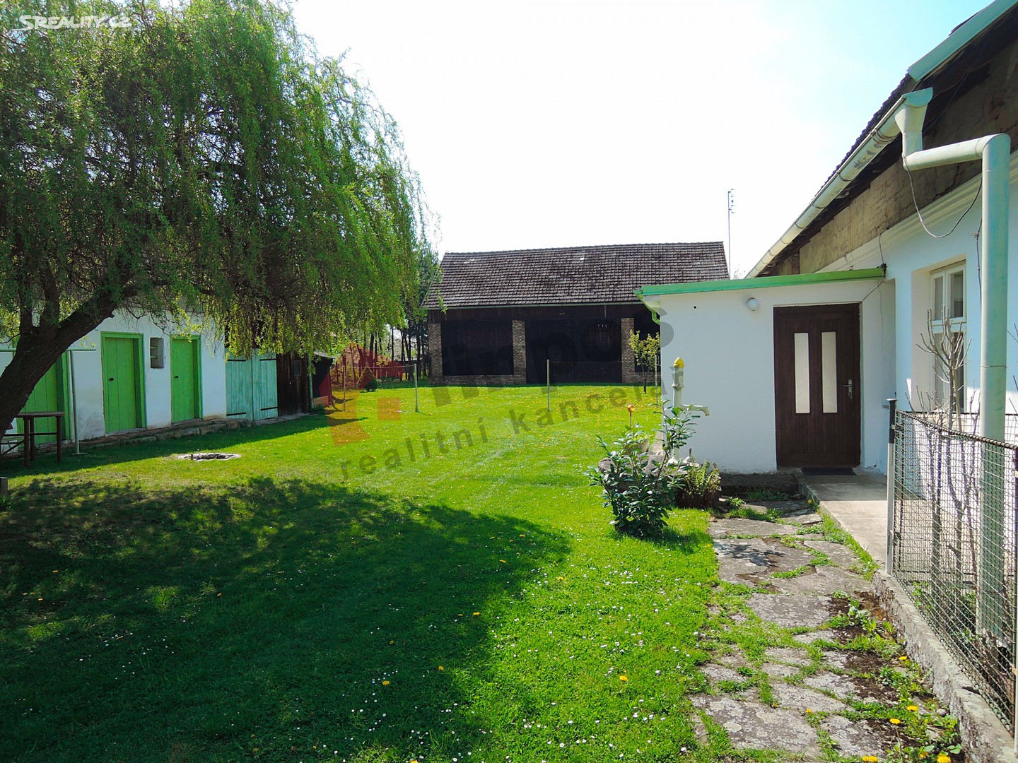 Prodej  rodinného domu 70 m², pozemek 3 221 m², Kněžice - Dubečno, okres Nymburk