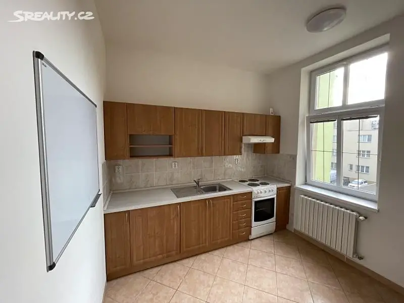 Pronájem bytu 1+1 38 m², Sušilova, Ostrava - Mariánské Hory