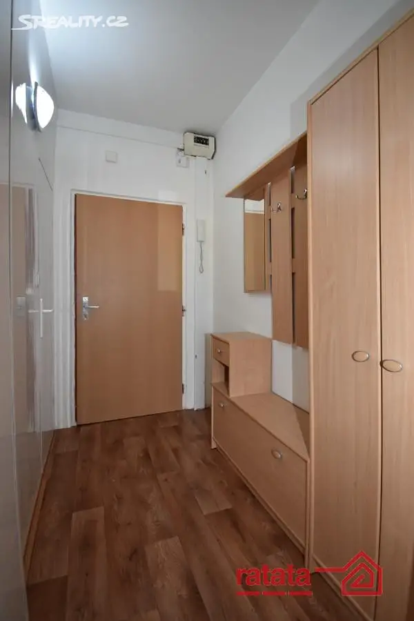 Pronájem bytu 1+kk 20 m², Jiráskova, Chomutov