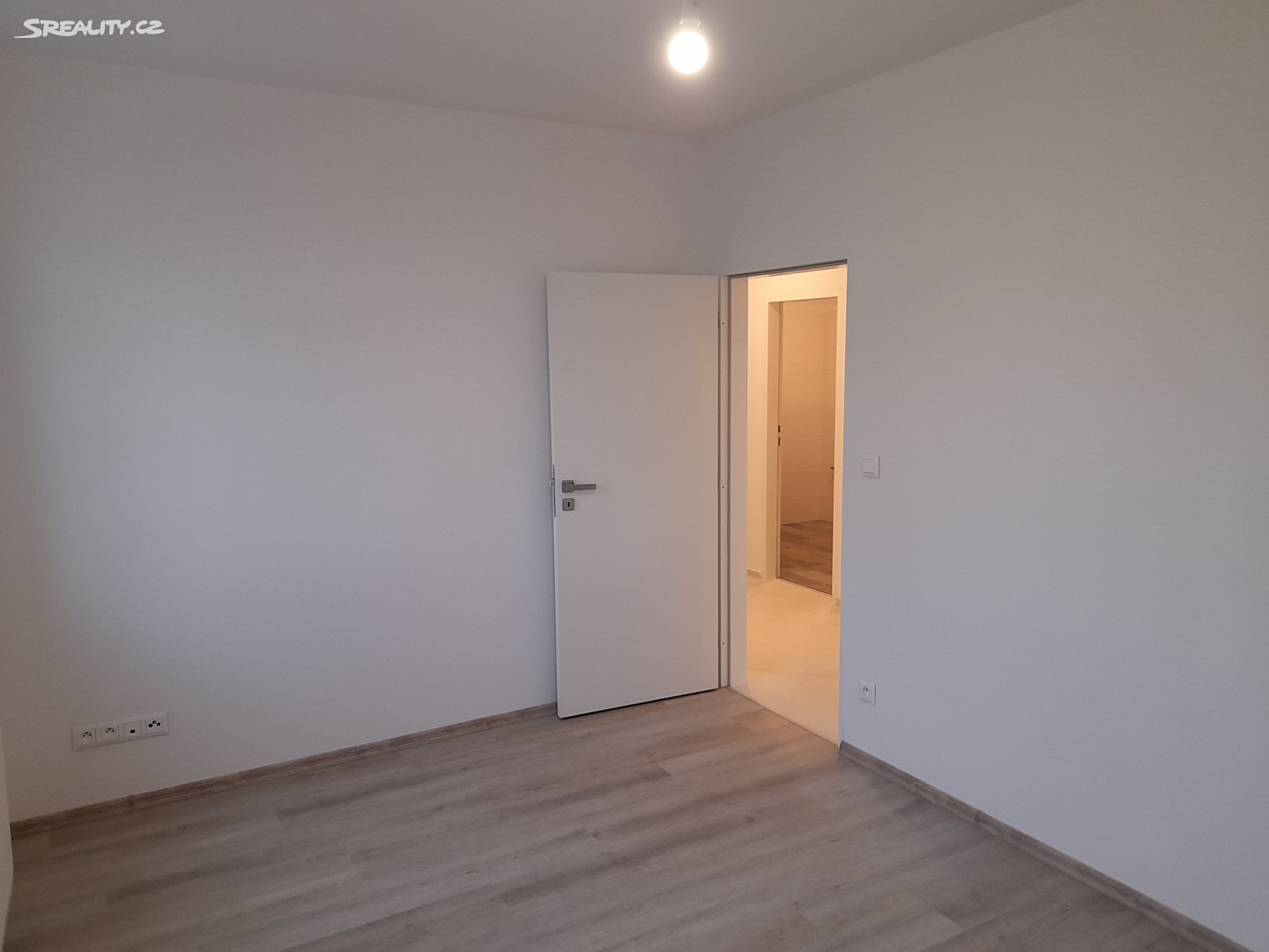 Pronájem bytu 2+kk 57 m², Nádražní, Mikulov