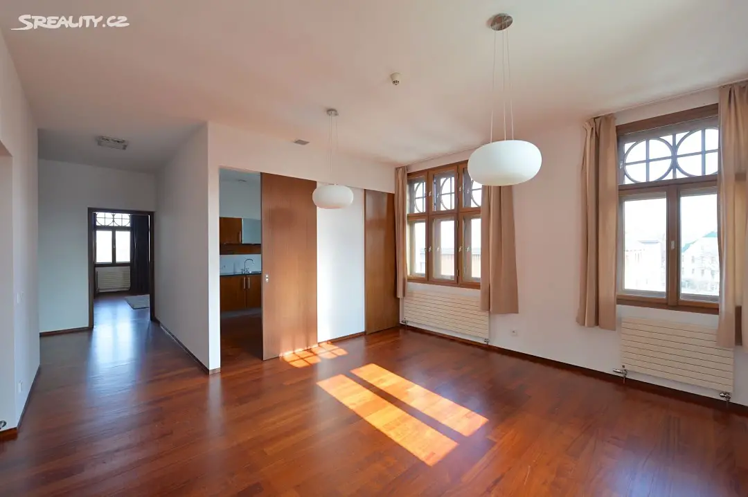 Pronájem bytu 4+1 210 m², Pod Kaštany, Praha 6 - Bubeneč