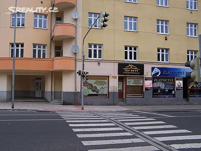 Prodej bytu 1+kk 17 m², Karlovy Vary - Stará Role, okres Karlovy Vary