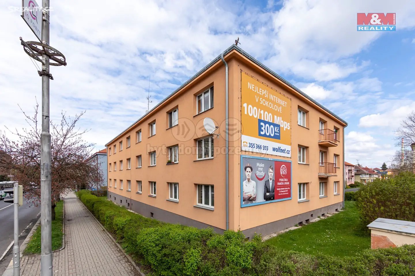 Prodej bytu 2+1 60 m², Jednoty, Sokolov