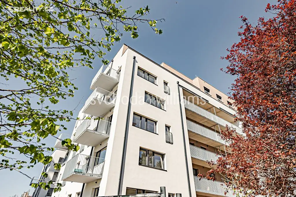 Prodej bytu 6 pokojů a více 245 m², Štěchovická, Praha - Strašnice