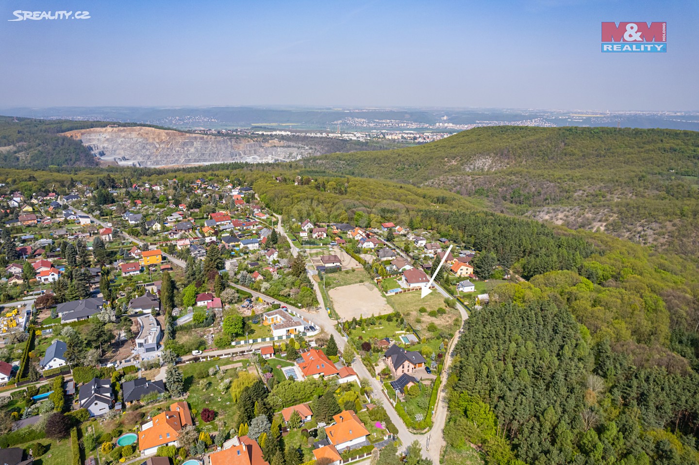 Prodej  stavebního pozemku 969 m², Polní, Dolní Břežany - Zálepy