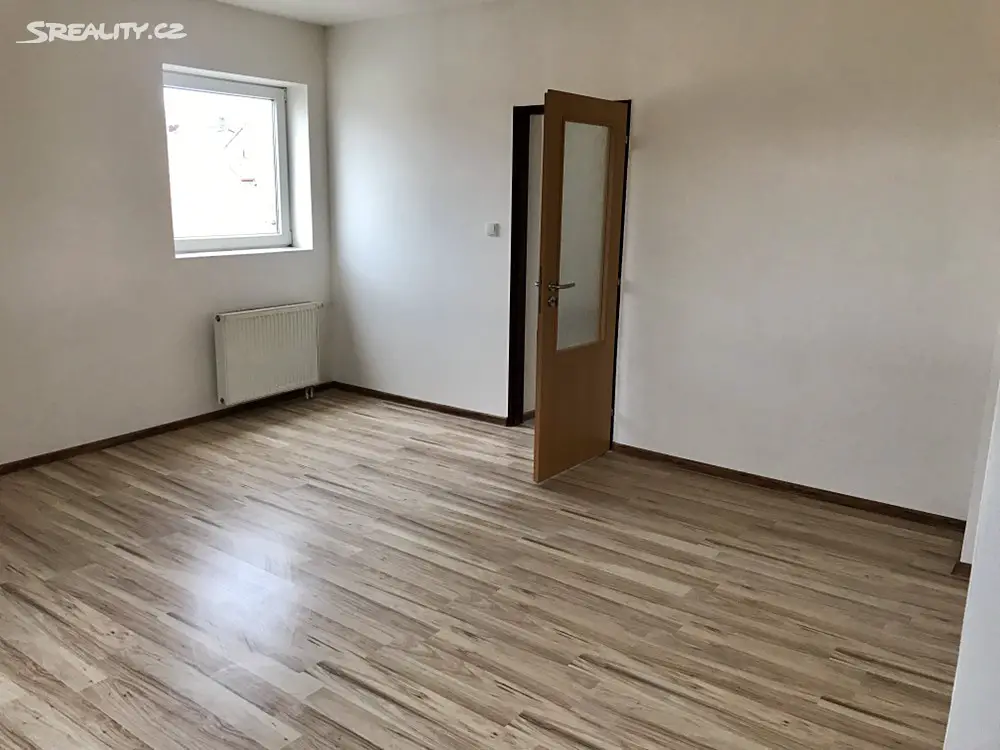 Pronájem bytu 2+1 55 m² (Podkrovní), Duchcov, okres Teplice