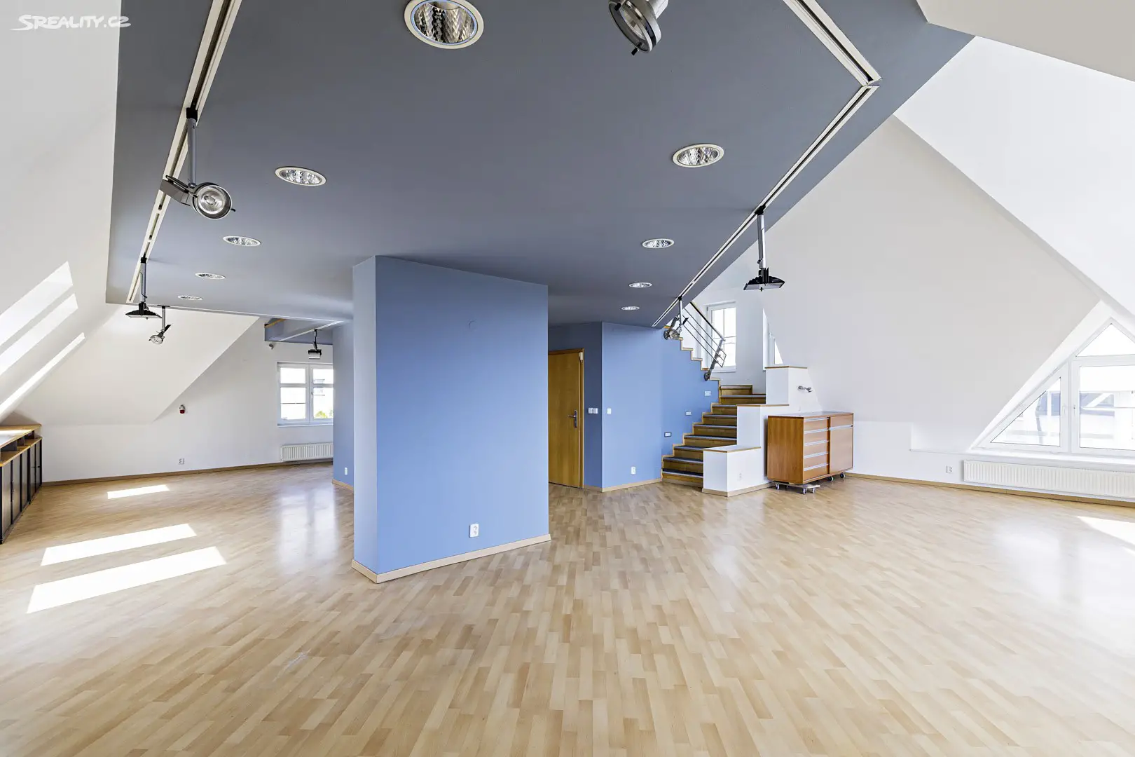 Pronájem bytu atypické 177 m², Pod Kesnerkou, Praha 5 - Smíchov
