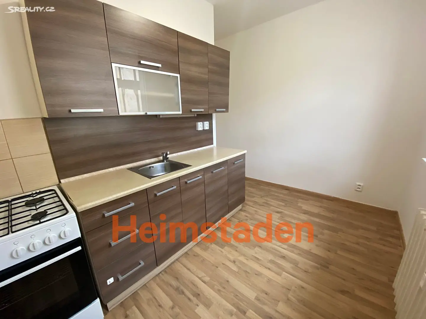 Pronájem bytu 2+1 54 m², Holubova, Karviná - Nové Město