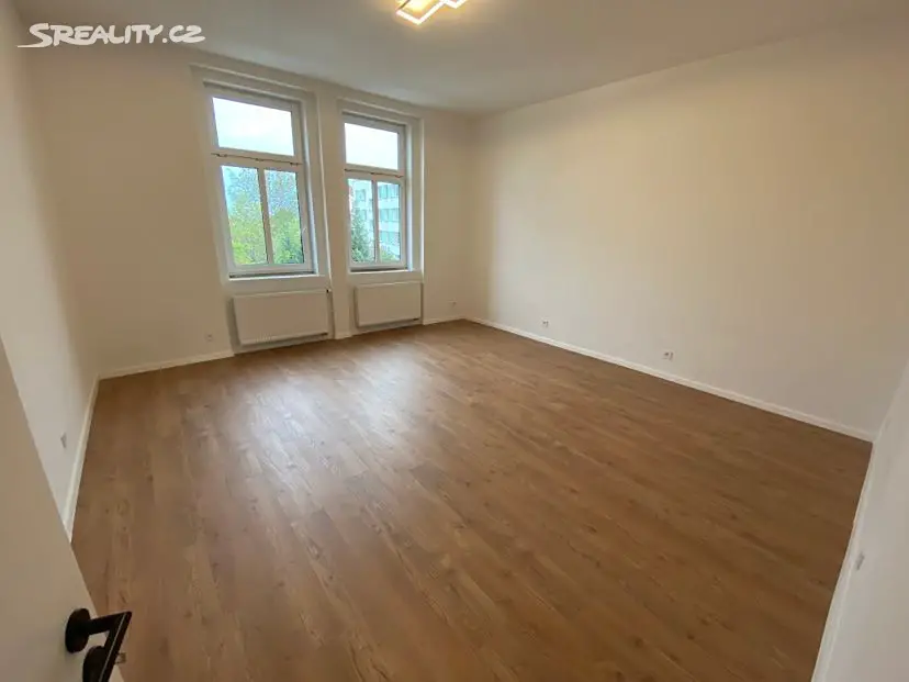 Prodej bytu 4+1 117 m², Fučíkova, Dobrovice